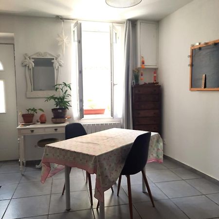 Agreable Appartement T2 Proche Centre Ним Экстерьер фото